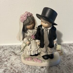 1997 Enesco "Promises of Love" Ceramic Bride and Groom Figurine